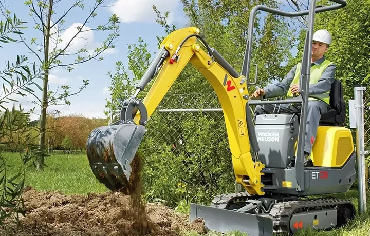 Wacker Neuson ET08 va mont (1)