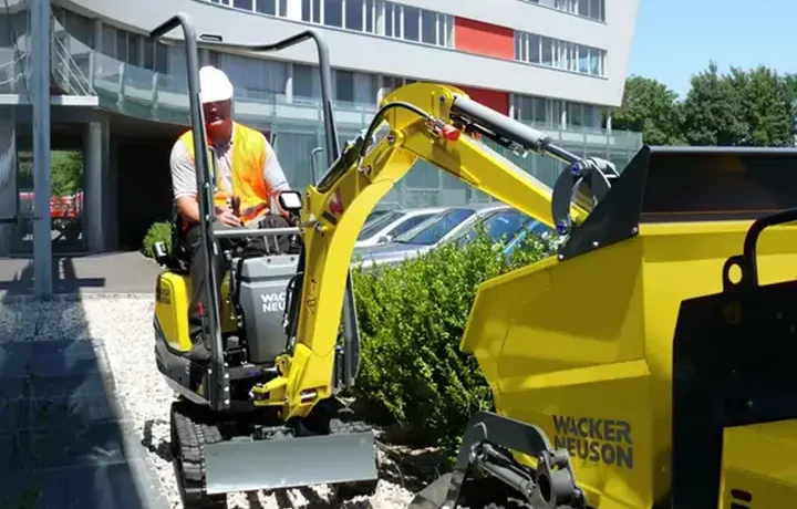 Wacker Neuson ET08 va mont (3)